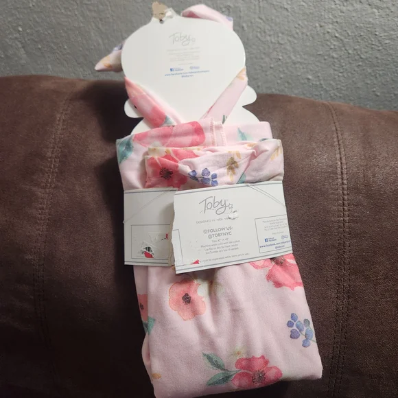 Floral Pink Wrap Set for Kids - Picture 2 of 4